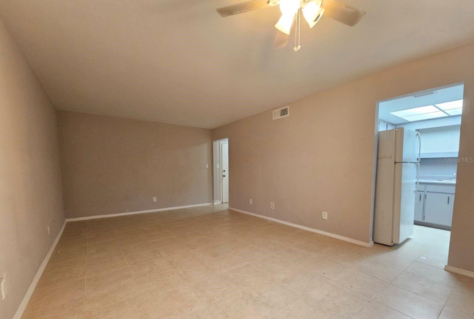 7610 W POWHATAN AVE #3 photo 4