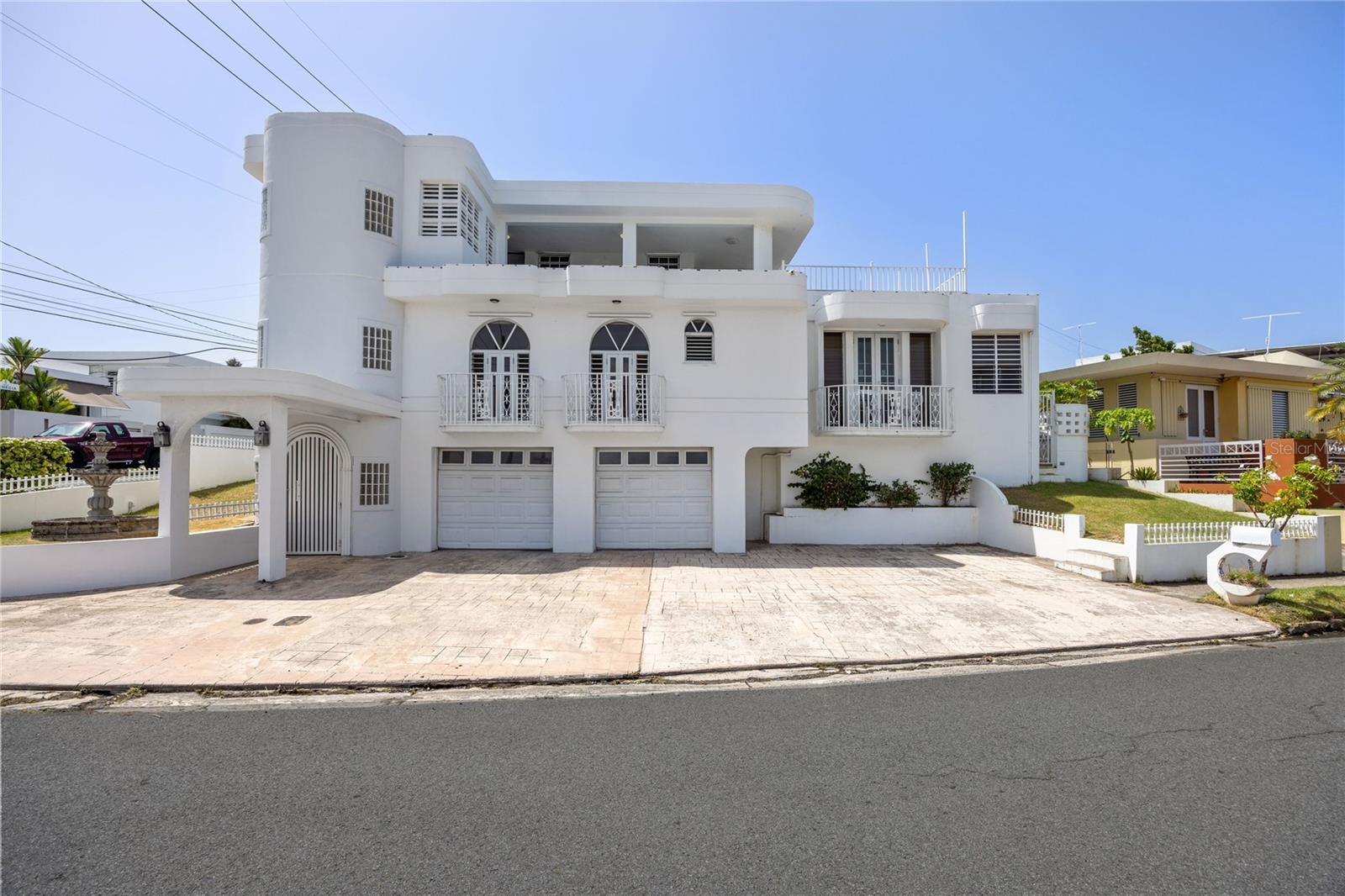 Single Family Residence